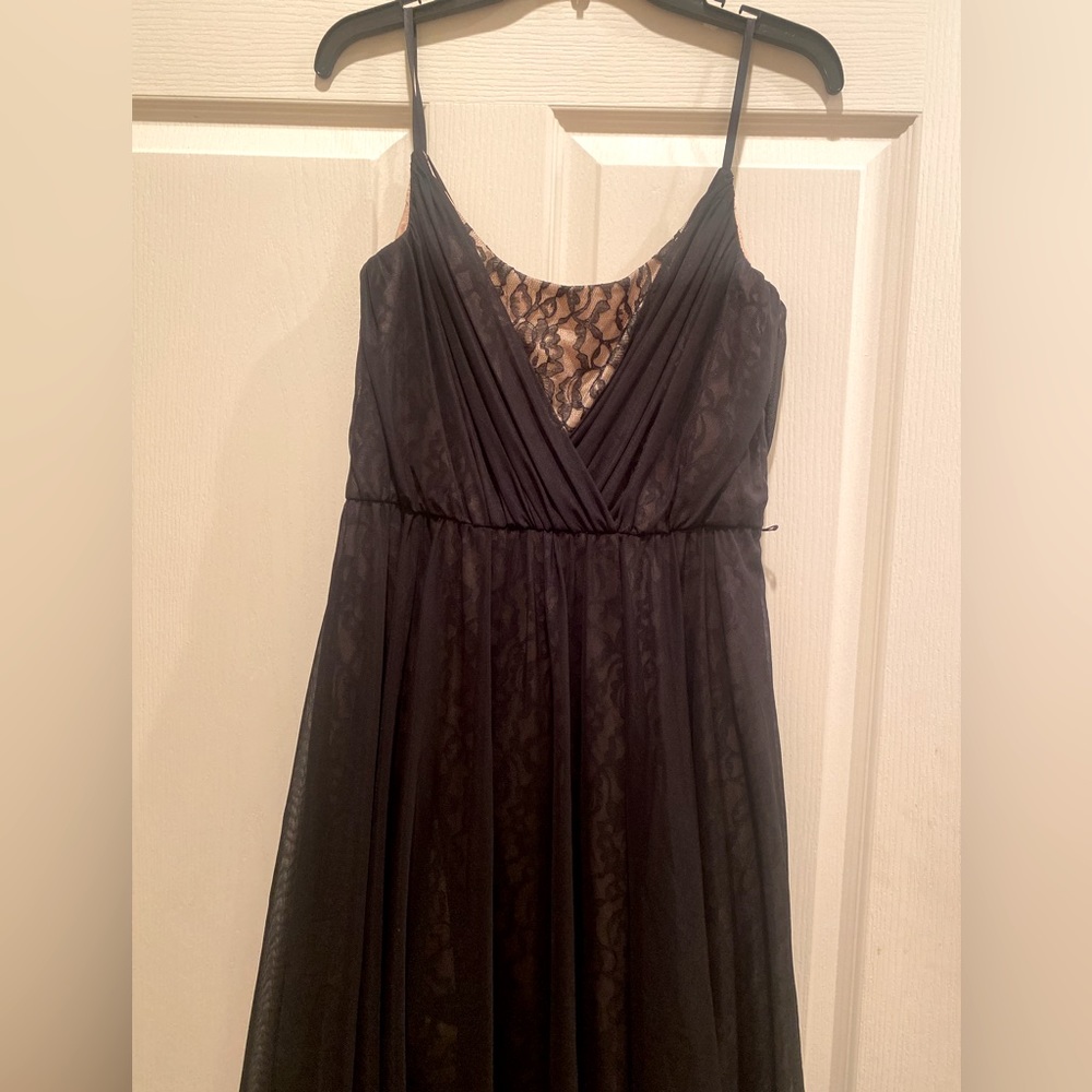 Maggy London black lace dress with straps size 10. RN#58142.